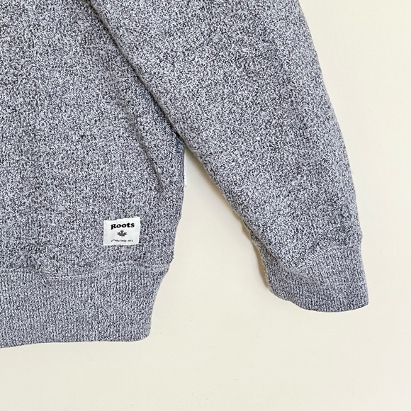 Roots Canada Camo Chenille Gray Hoodie Adult size Large - Picture 5 of 9